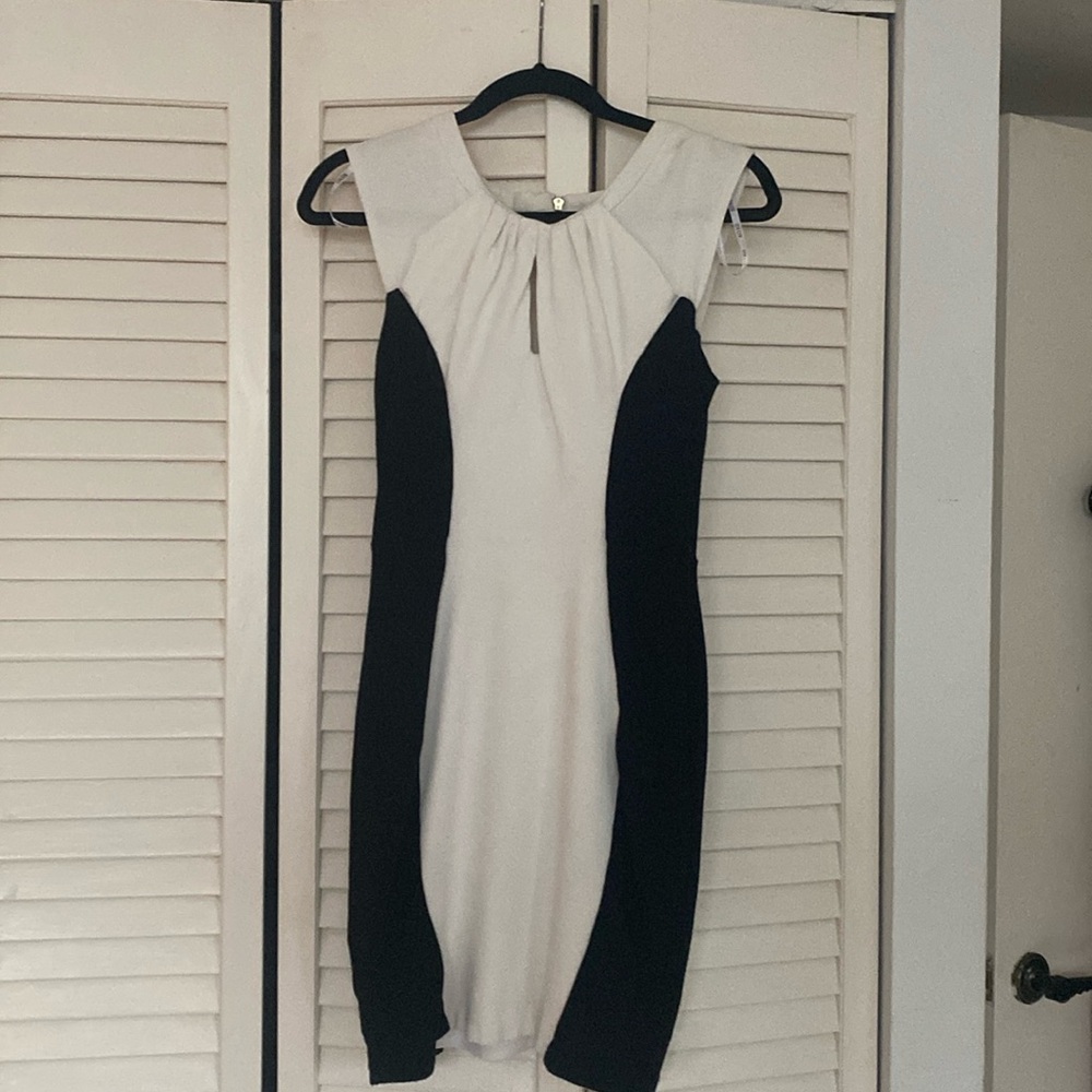 Xoxo Black and White keyhole dress